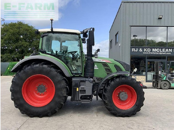 Tracteur agricole FENDT 720 Vario