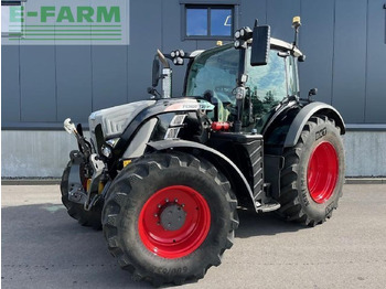 Tracteur agricole FENDT 720 Vario