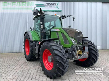 Tracteur agricole FENDT 720 Vario