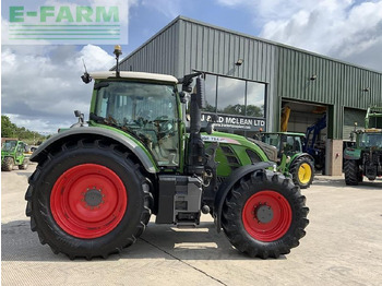 Tracteur agricole FENDT 724 Vario
