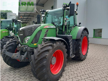 Tracteur agricole FENDT 724 Vario