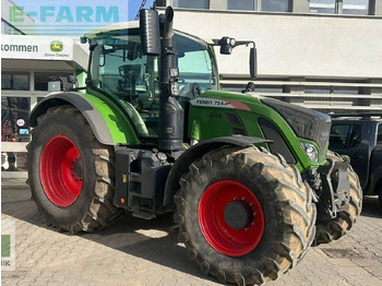 Tracteur agricole FENDT 724 Vario