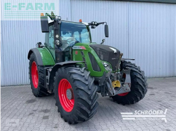 Tracteur agricole FENDT 724 Vario