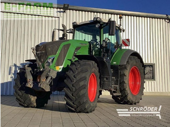 Tracteur agricole FENDT 824 Vario