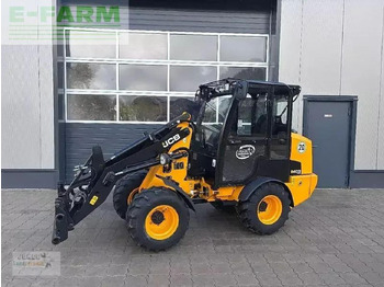 Mini pelle JCB 403