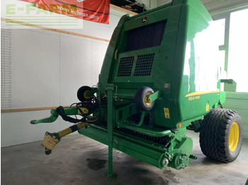 Presse à balles cubiques JOHN DEERE