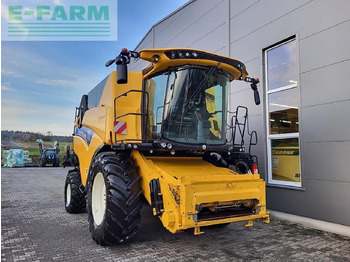 Moissonneuse-batteuse NEW HOLLAND CX series