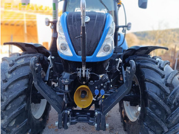 Tracteur agricole New Holland t6.145 dynamic command sidewinder ii: photos 5