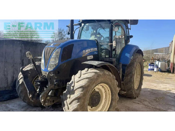 Tracteur agricole NEW HOLLAND T7.200