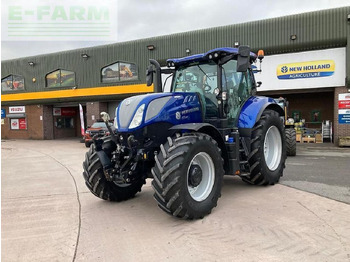 Tracteur agricole NEW HOLLAND T7.225