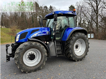 Tracteur agricole NEW HOLLAND T7000