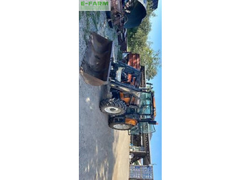 Tracteur agricole RENAULT Ares