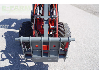 Mini pelle Weidemann 1140 light: photos 4