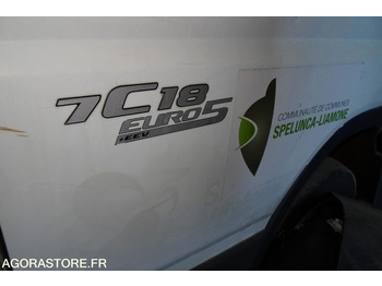 Camion Mitsubishi Fuso Bluetec 5: photos 5