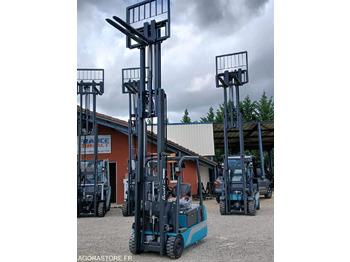 Chariot élévateur électrique BAOLI