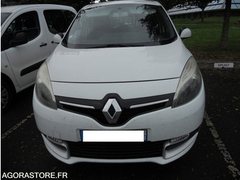 Voiture RENAULT