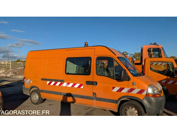 Fourgon utilitaire RENAULT MASTER FM-521-JQ - 2006: photos 2