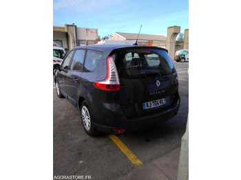 Voiture RENAULT SCENIC 1.9 DIESEL: photos 3
