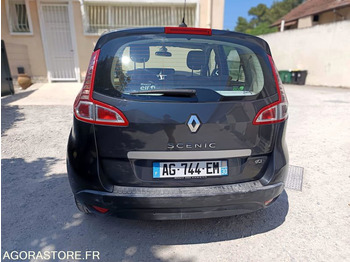 Voiture RENAULT SCENIC - 2009 - 154900KMS: photos 4