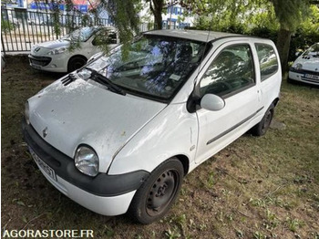 Voiture RENAULT