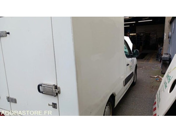 Crédit-bail de  VEHICULE FRIGORIFIQUE PEUGEOT PARTNER AB519FR VEHICULE FRIGORIFIQUE PEUGEOT PARTNER AB519FR: photos 5