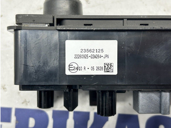 Panel de instrumentos pour Camion Volvo radio switch control panel: photos 3 Panel de instrumentos pour Camion Volvo radio switch control panel: photos 3