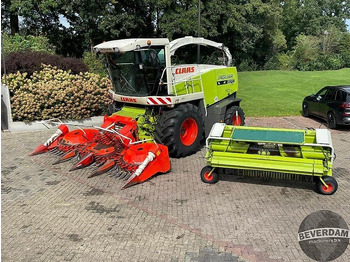 Machine agricole CLAAS Jaguar 870