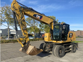 Pelle sur pneus CATERPILLAR M318F