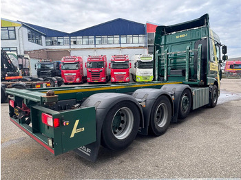 Camion porte-conteneur/ Caisse mobile DAF XF 510 8X2 EURO 6 RETARDER TÜV TILL 08-2026: photos 5 Camion porte-conteneur/ Caisse mobile DAF XF 510 8X2 EURO 6 RETARDER TÜV TILL 08-2026: photos 5