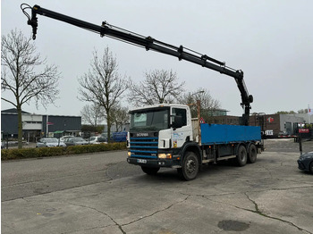 Camion plateau SCANIA P124