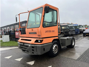 Tracteur portuaire TERBERG