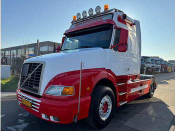 Tracteur routier VOLVO