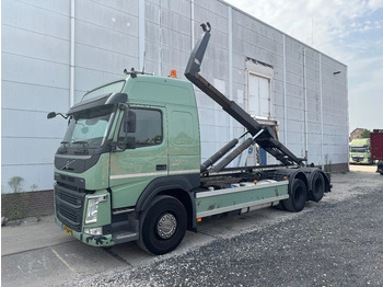 Camion ampliroll VOLVO FM 410