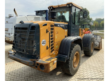 Chargeuse sur pneus HYUNDAI HL 730-9A: photos 4