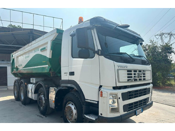 Camion benne VOLVO FM12