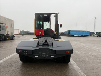Crédit-bail de Kalmar Terminal tractor / Terminal-Zugmaschine / Kalmar Terminal tractor / Terminal-Zugmaschine /: photos 4 Crédit-bail de Kalmar Terminal tractor / Terminal-Zugmaschine / Kalmar Terminal tractor / Terminal-Zugmaschine /: photos 4