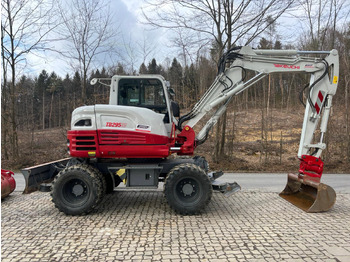 Pelle sur pneus TAKEUCHI TB 295 W: photos 2