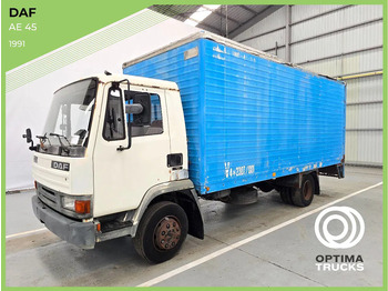 Camion fourgon DAF