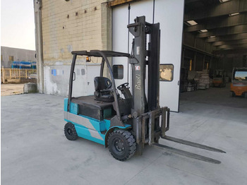 Chariot élévateur BAOLI