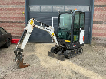 Mini pelle BOBCAT E17
