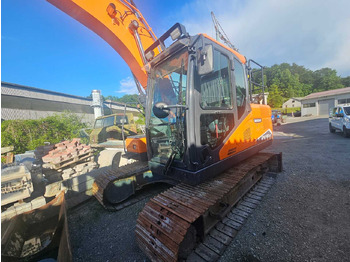 Pelle sur chenille DOOSAN DX140LCR-7