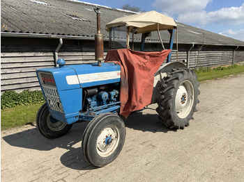 Tracteur agricole FORD