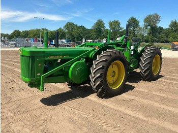 Tracteur agricole JOHN DEERE