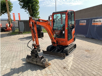 Mini pelle Kubota KX016-4: photos 2