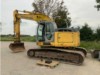 Pelle sur chenille New Holland Kobelco E225BSR: photos 2