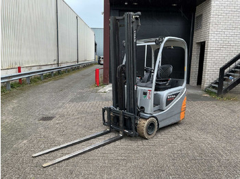 Chariot élévateur STILL RX20