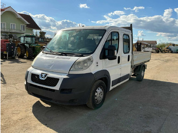 Camion PEUGEOT