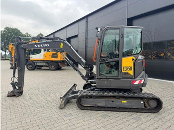 Pelle sur chenille VOLVO ECR50F