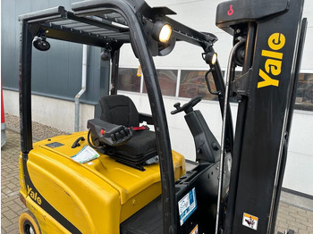 Chariot élévateur électrique Yale ERP22VL 2.2 ton Triplex Freelift Sideshift Elektra Heftruck Accu 2022: photos 3