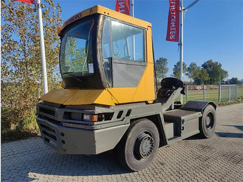 Tracteur portuaire TERBERG